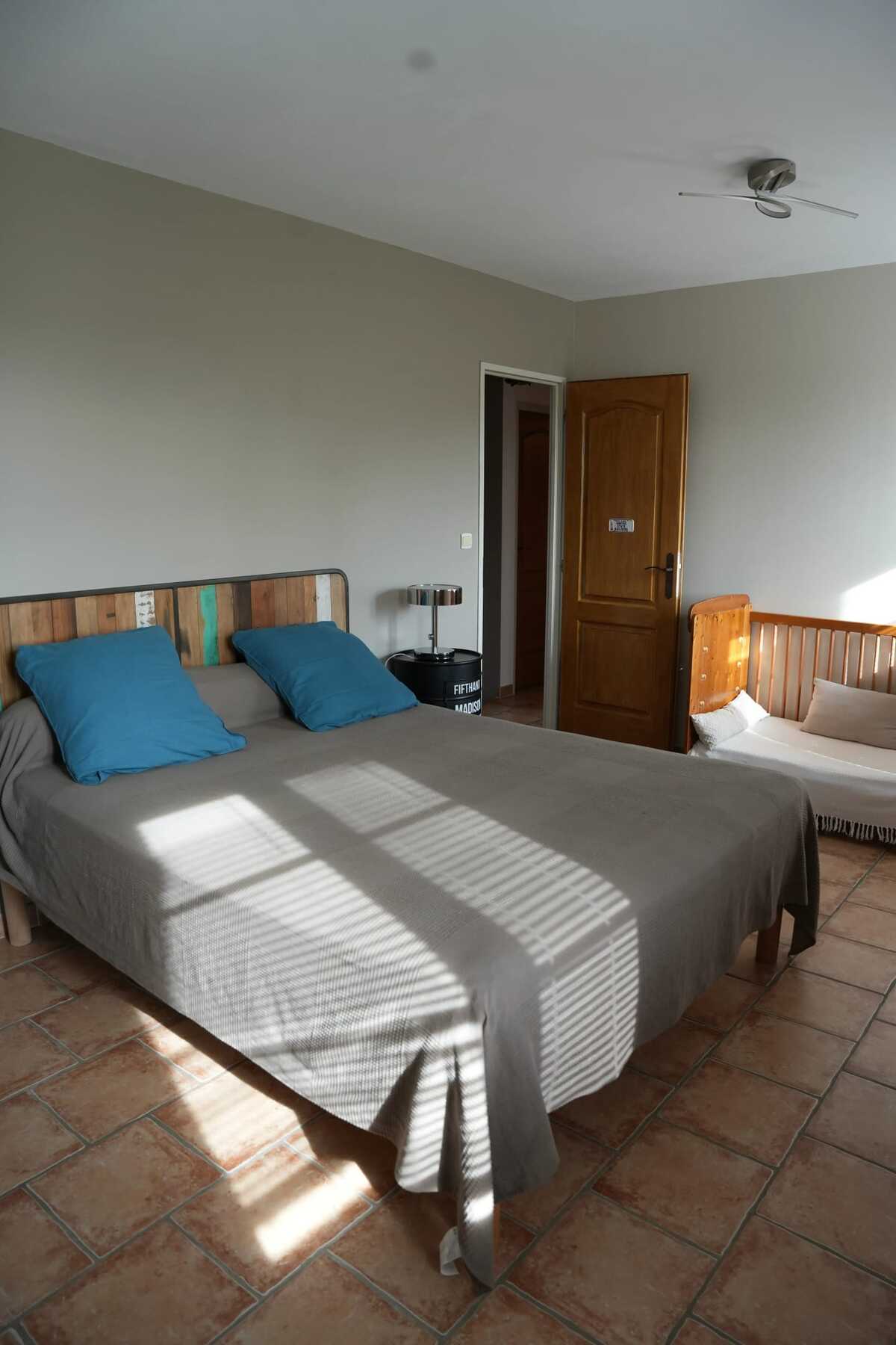 Villa provençale 150 m² à Arles - Piscine privée et jardin - Photo 31
