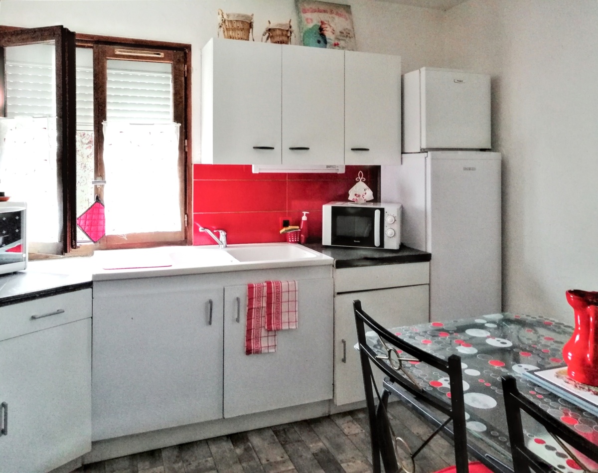 Appartement 6 personnes à Villeneuve, terrasse et jardin - Photo 5