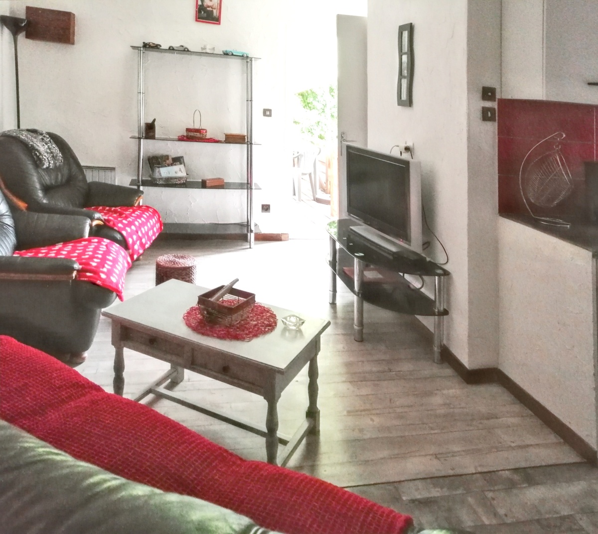 Appartement 6 personnes à Villeneuve, terrasse et jardin - Photo 9
