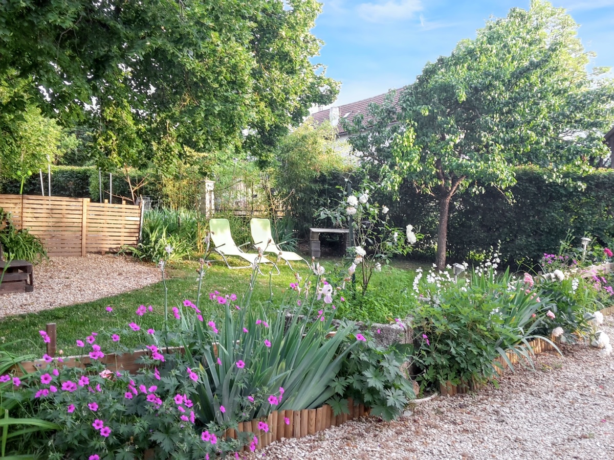 Appartement 6 personnes à Villeneuve, terrasse et jardin - Photo 21