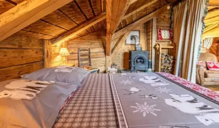 Chalet spacieux à Saint-Nicolas-la-Chapelle avec cheminée - Photo 24