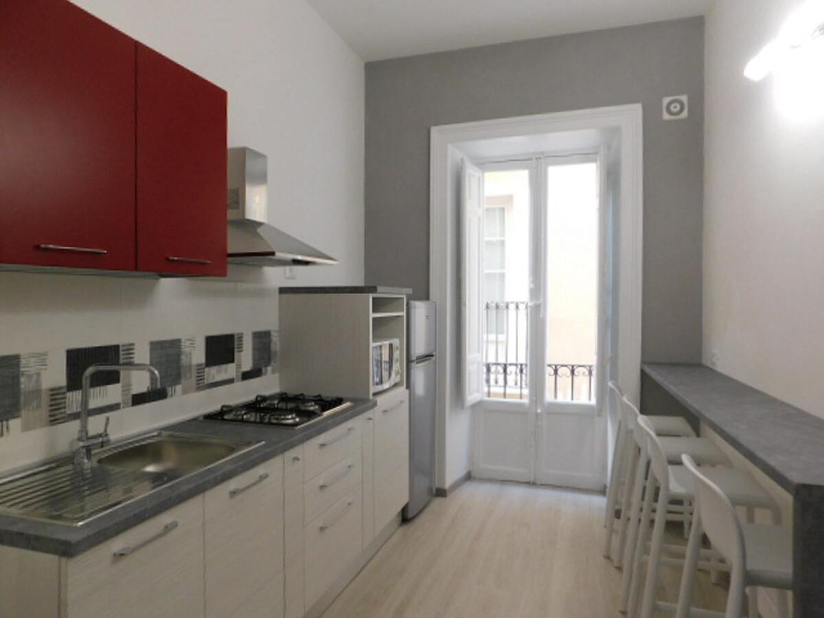 Appartement 50m² avec balcon au cœur de Trapani - Photo 2