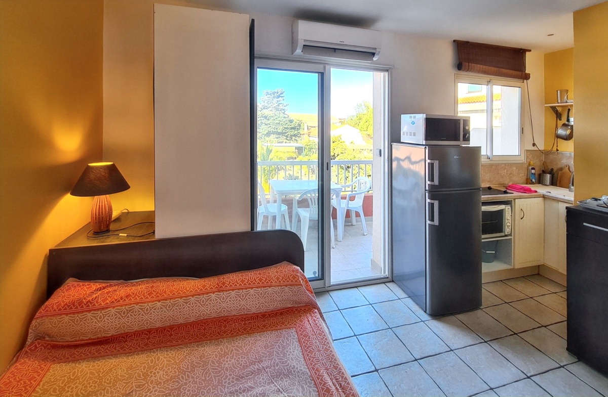 Studio avec balcon et vue jardin à Hyères - Photo 5
