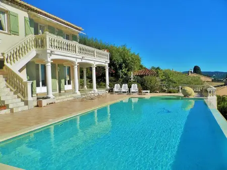 Location appartement de vacances à Cavalaire sur Mer