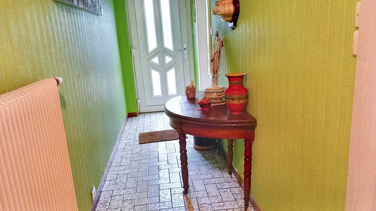 Appartement 90m² avec balcon et parking gratuit - Photo 14