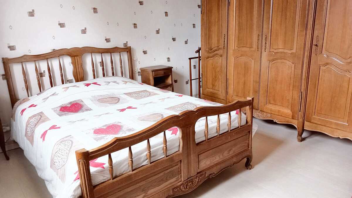 Appartement 90m² avec balcon et parking gratuit - Photo 16