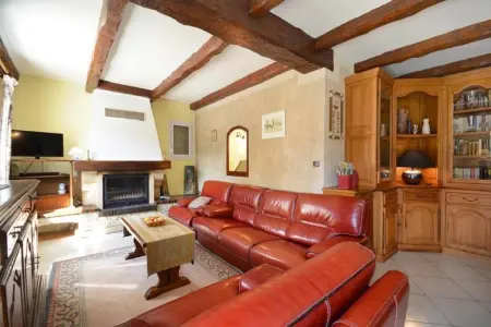 Villa charmante à Saint-Didier avec piscine privée - Photo 1