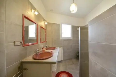 Villa charmante à Saint-Didier avec piscine privée - Photo 10