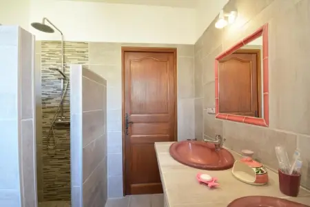Villa charmante à Saint-Didier avec piscine privée - Photo 11