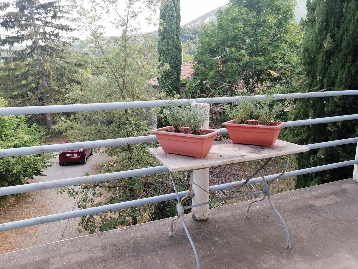 Maison 44 m² à Sisteron, terrasse et jardin clos - Photo 4