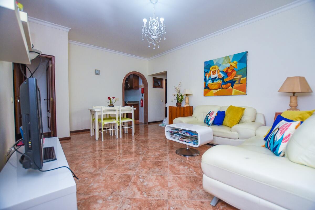 Maison 160 m² à Funchal, vue ville et terrasse barbecue - Photo 6