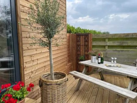Chalet avec terrasse et jardin à Sainte-Marie-du-Mont, 2 chambres : photo 3