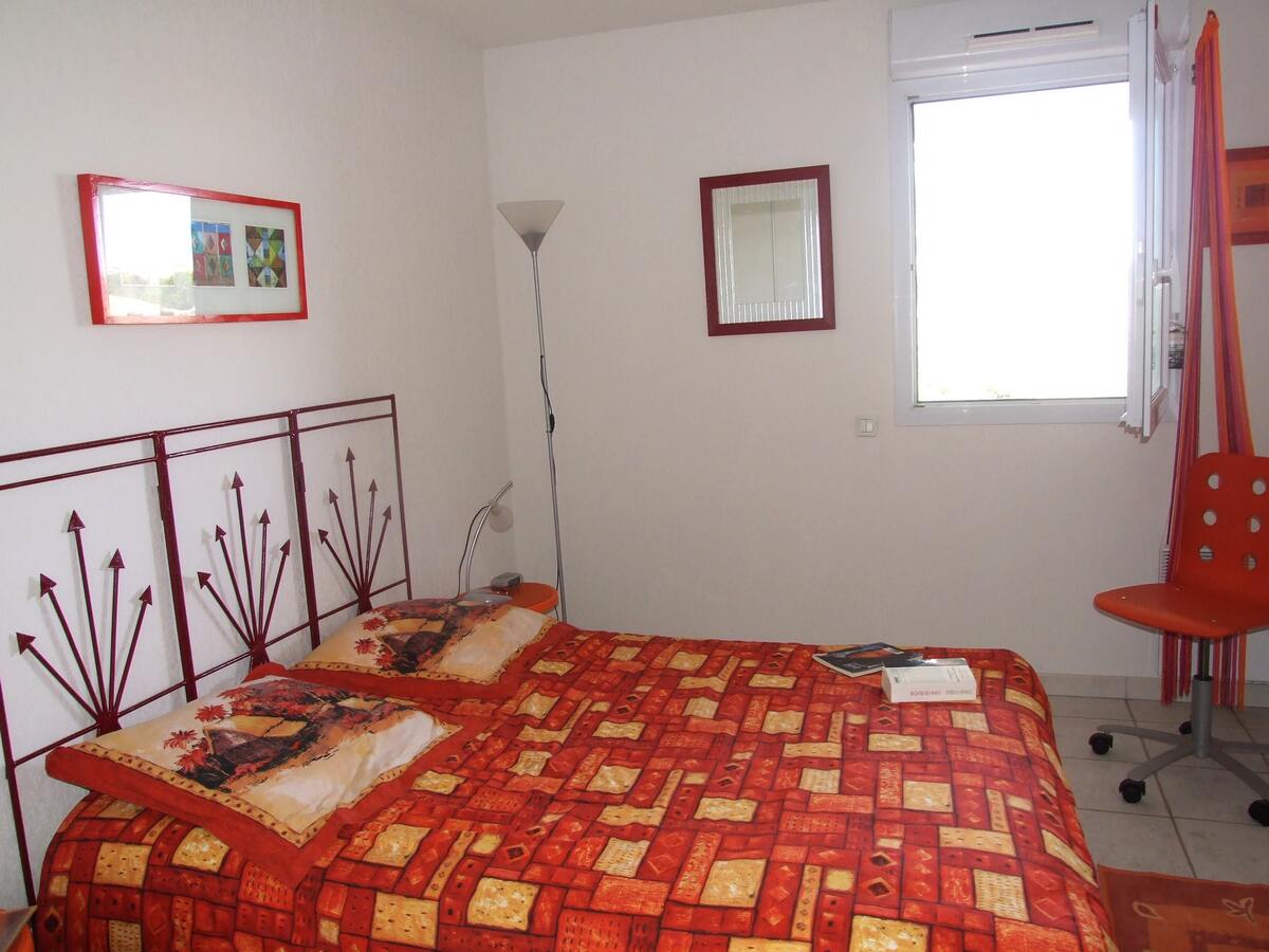 Appartement 2 chambres à Fréjus avec terrasse et piscine - Photo 7
