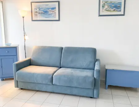 Appartement 35 m² à Fréjus avec vue montagne et balcon : photo 11