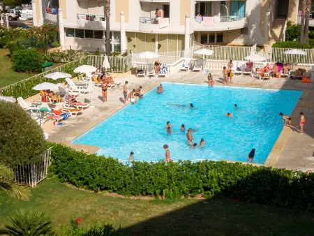 Appartement 35 m² à Fréjus avec vue montagne et balcon : photo 12