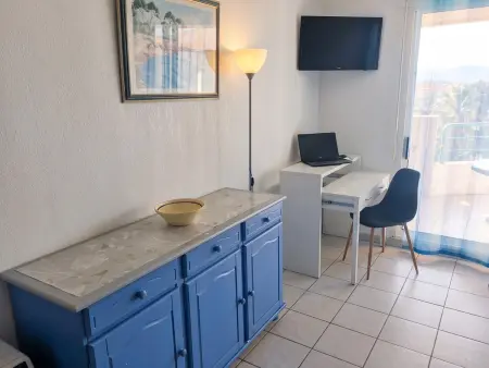 Appartement 35 m² à Fréjus avec vue montagne et balcon : photo 14
