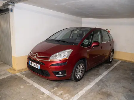 Appartement 35 m² à Fréjus avec vue montagne et balcon : photo 18