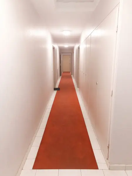 Appartement 35 m² à Fréjus avec vue montagne et balcon : photo 21