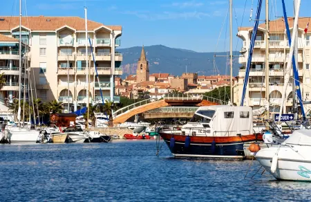 Appartement 35 m² à Fréjus avec vue montagne et balcon : photo 26