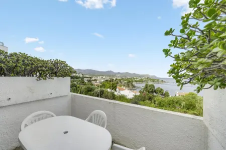 Appartement face à la mer à Llançà, terrasse et piscine partagée : photo 2