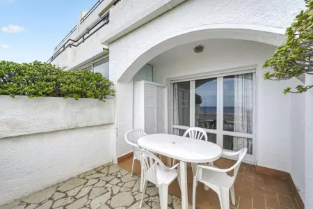 Appartement face à la mer à Llançà, terrasse et piscine partagée : photo 9