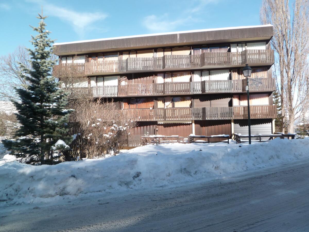Maison 38 m² au pied des pistes, parking et casier à skis - Photo 18