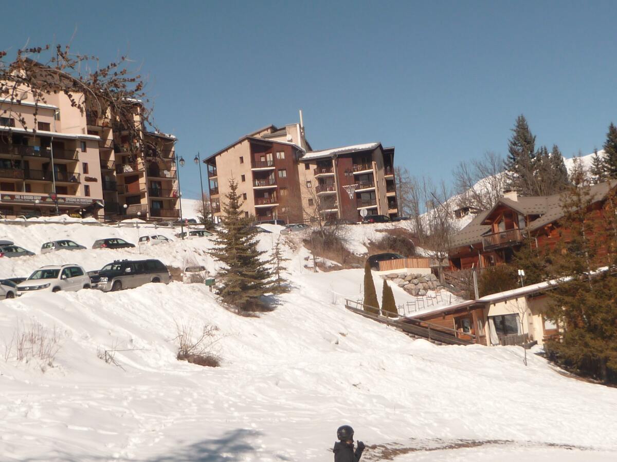 Maison 38 m² au pied des pistes, parking et casier à skis - Photo 21