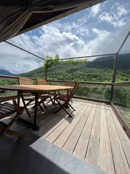 Maison chaleureuse à Saint-Aventin avec jardin et vue montagne - Photo 8