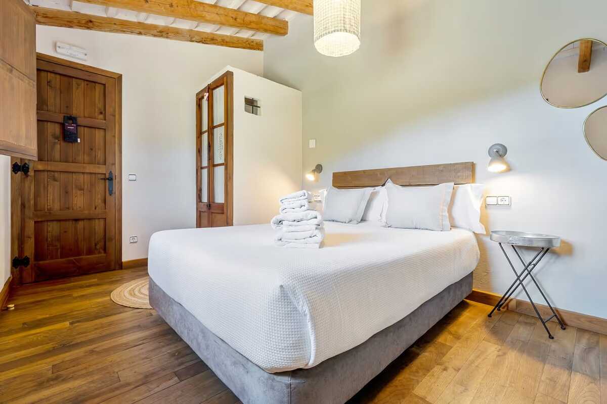 Maison 230 m² piscine privée, 5 chambres à Rojals - Photo 35