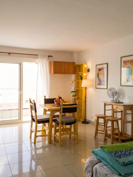 Studio avec vue mer et balcon privé à Arona, Tenerife : photo 5