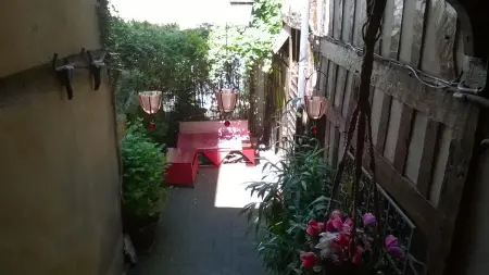 Appartement 50 m² avec cour végétale clôturée à Troyes : photo 15