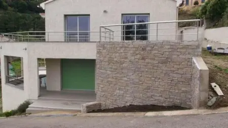 Maison confortable avec vue sur la mer et la montagne à Oletta. - Photo 5
