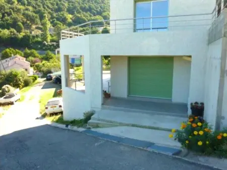 Maison confortable avec vue sur la mer et la montagne à Oletta. - Photo 6