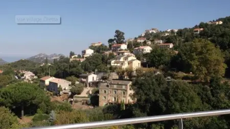 Maison confortable avec vue sur la mer et la montagne à Oletta. - Photo 13