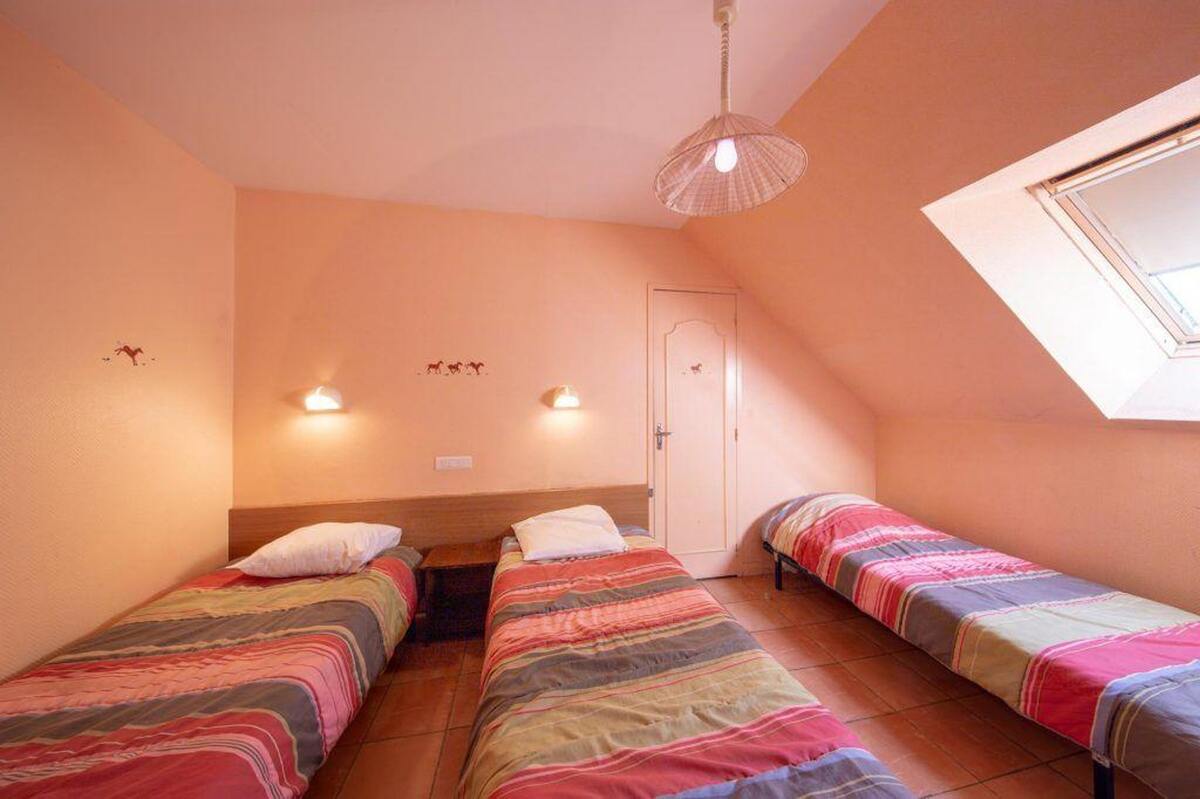 Maison 19 pers. à Nevoy : 7 chambres, jardin, pétanque - Photo 9