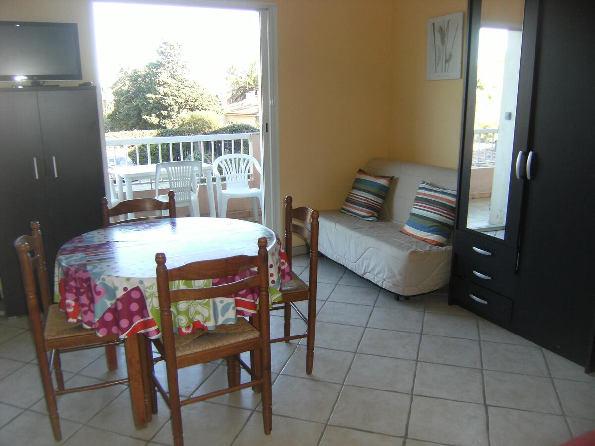 Studio 20 m² avec terrasse et parking à Hyères - Photo 7