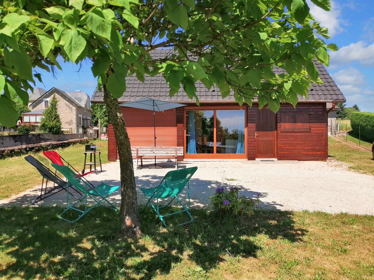 Chalet 4 pers. à Darazac avec jardin sécurisé et barbecue - Photo 1