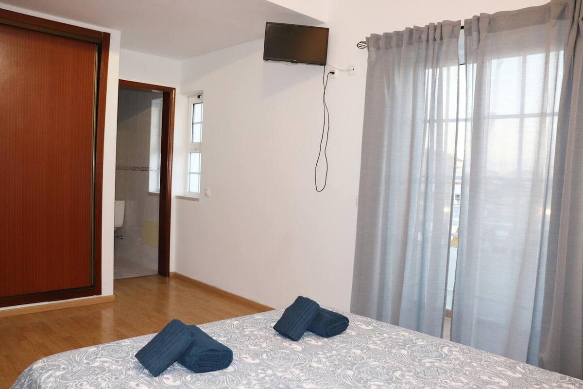 Maison 142 m² avec cheminée et jardin à Grândola - Photo 4