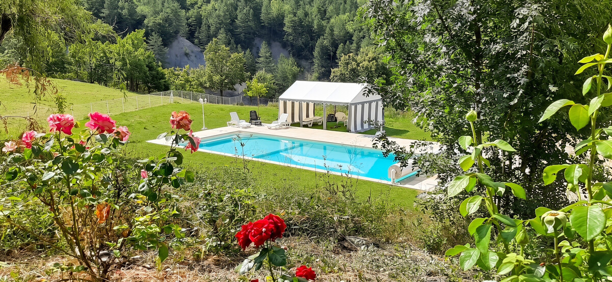 Villa Sisteron piscine privée, cuisine extérieure - Photo 9