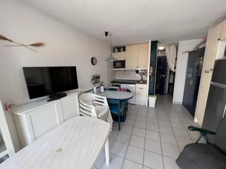 Studio 27 m² avec piscine chauffée, jardin clos, Vieux-Boucau : photo 4