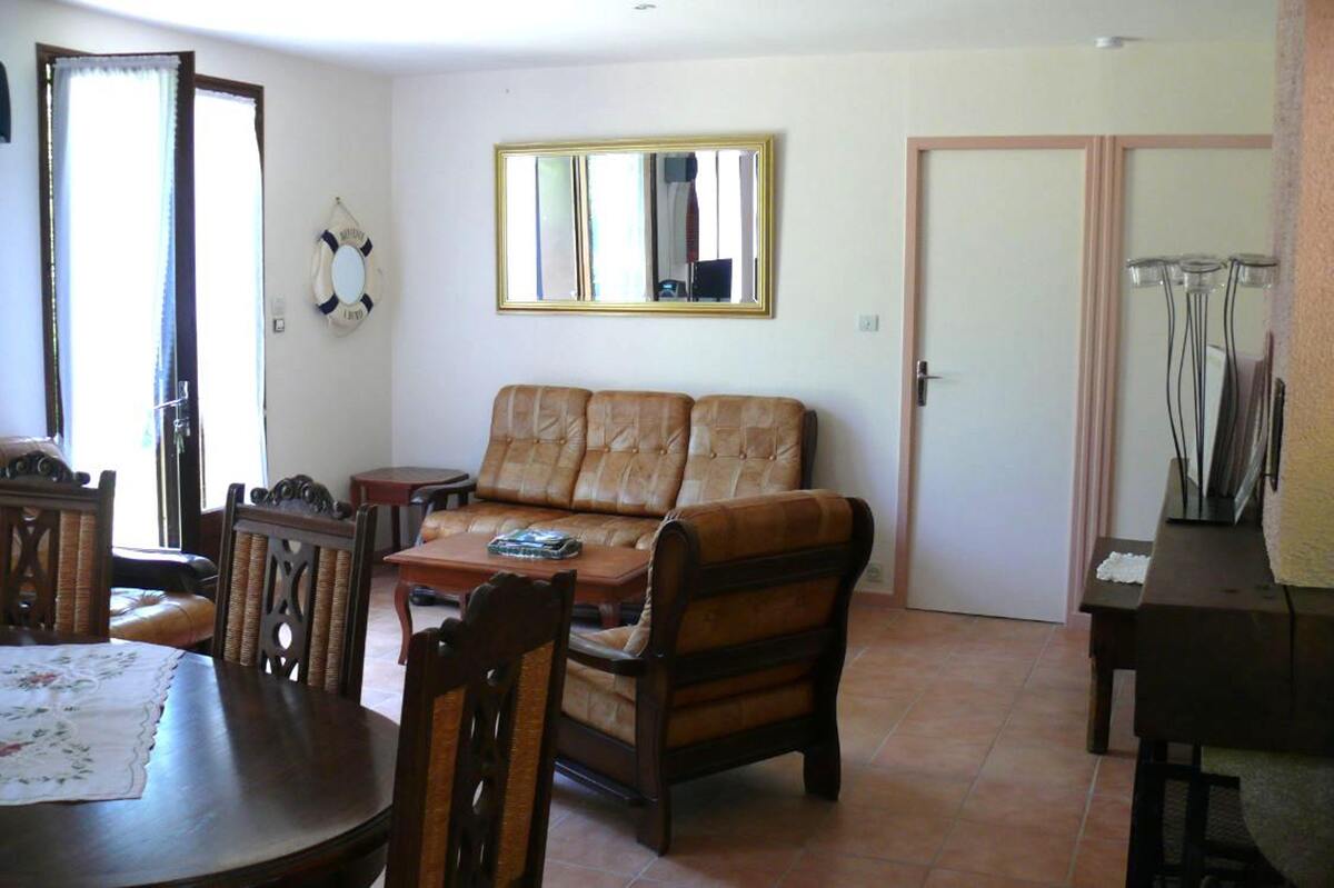 Maison 5 pers. jardin clôturé et terrasse à Marcillac-la-Croisille - Photo 3