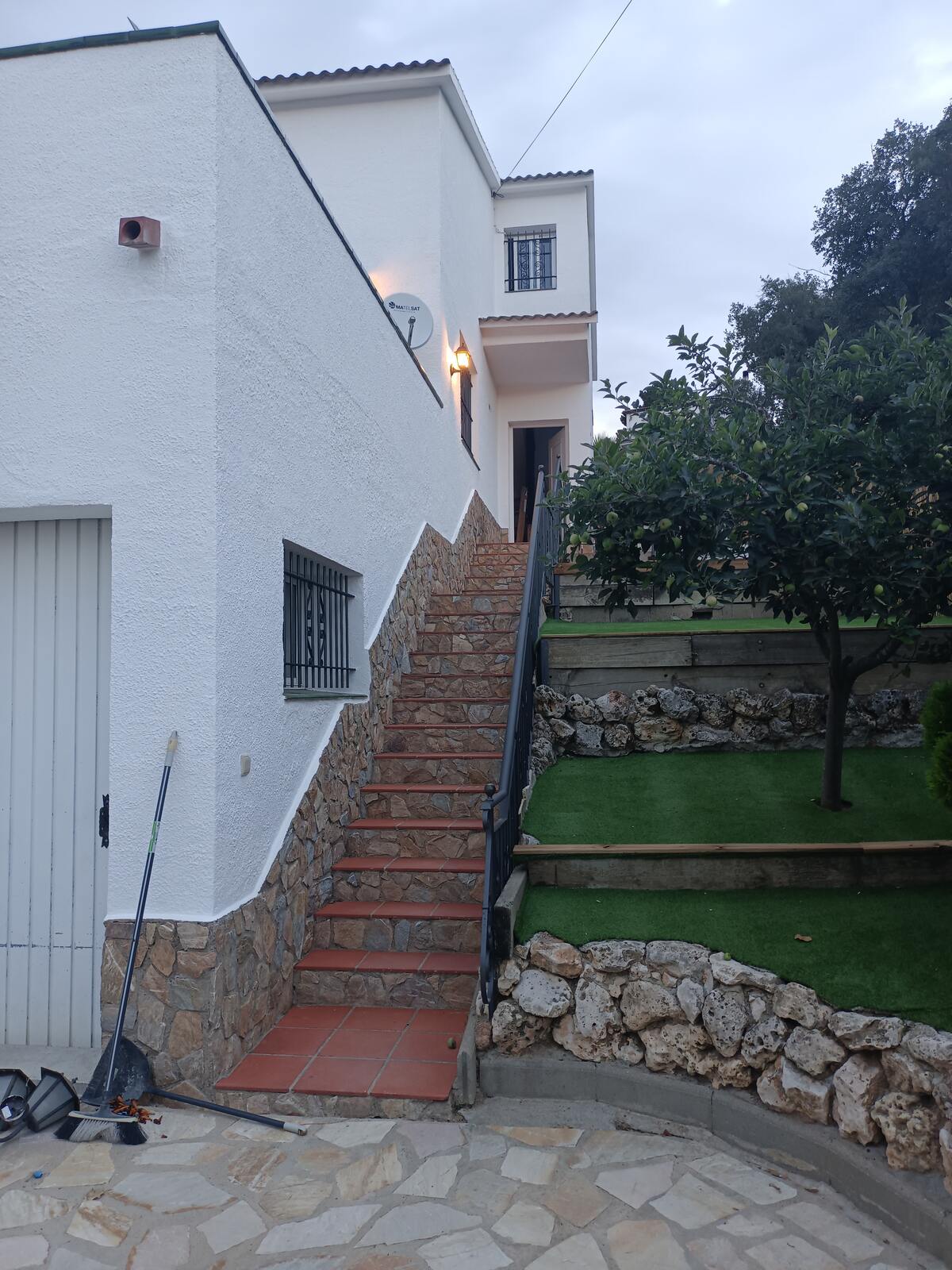 Villa 200 m² à Vidreres : piscine privée ouverte toute l'année - Photo 8