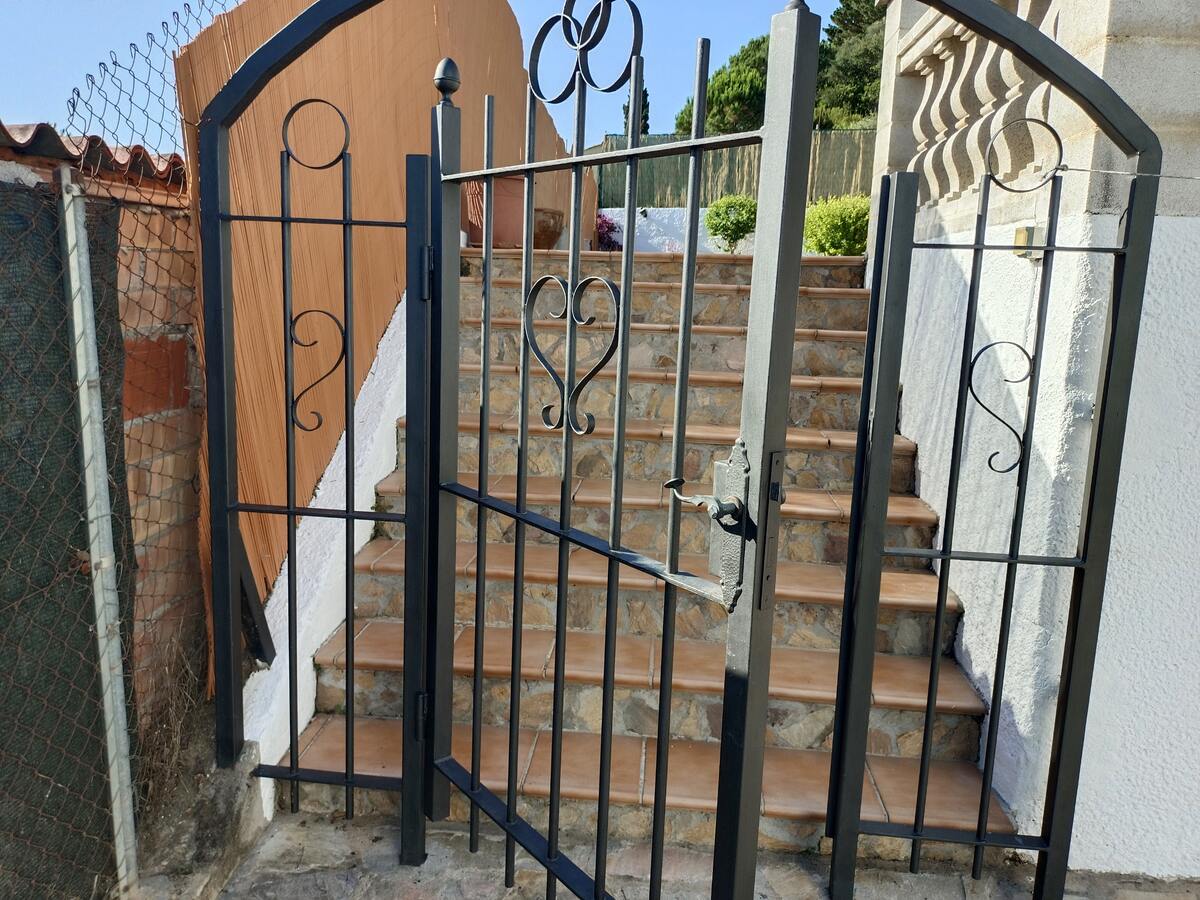 Villa 200 m² à Vidreres : piscine privée ouverte toute l'année - Photo 12