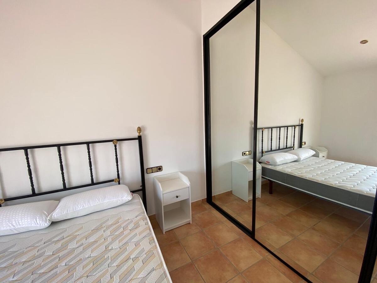 Villa 200 m² à Vidreres : piscine privée ouverte toute l'année - Photo 43