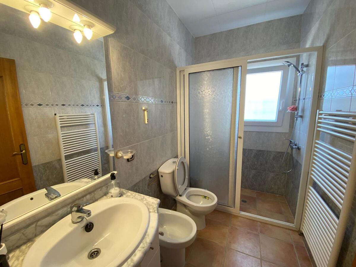 Villa 200 m² à Vidreres : piscine privée ouverte toute l'année - Photo 52