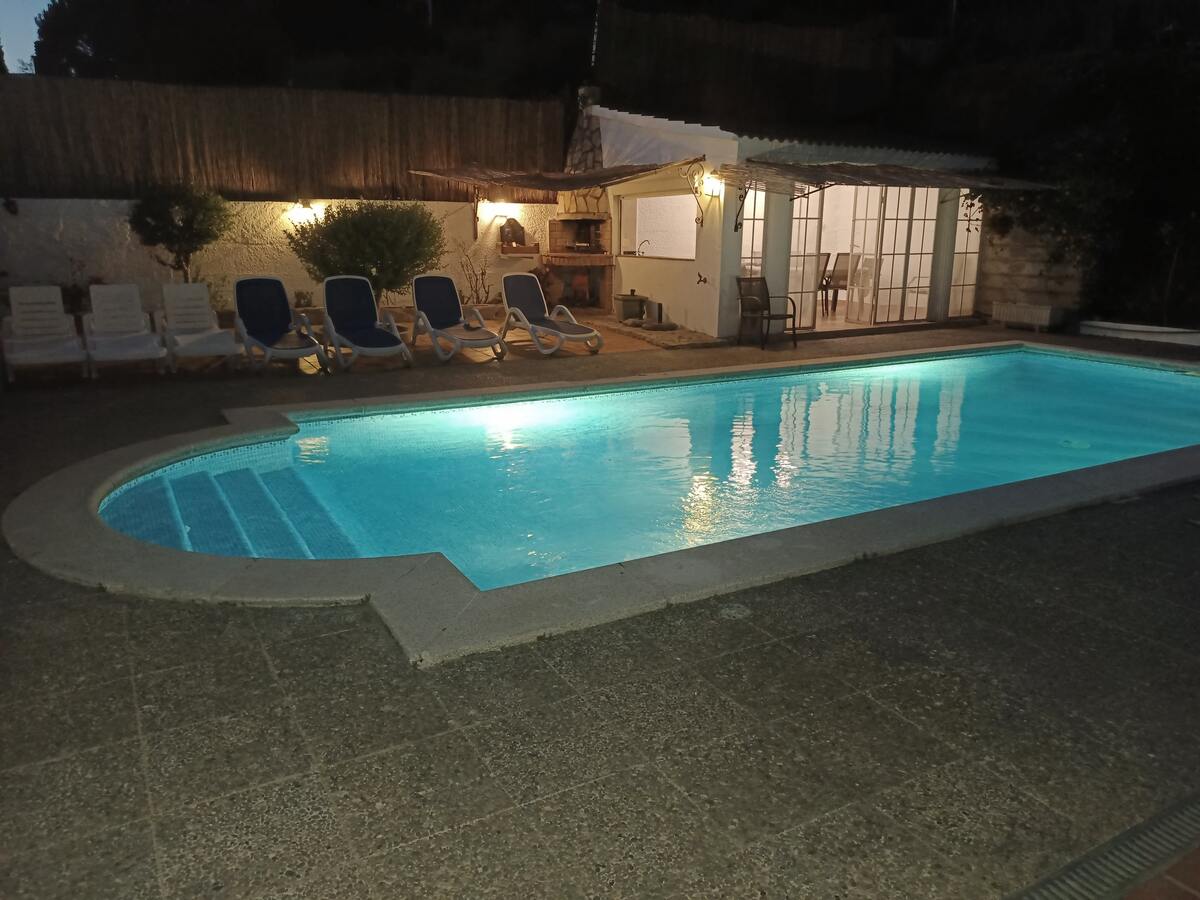Villa 200 m² à Vidreres : piscine privée ouverte toute l'année - Photo 68