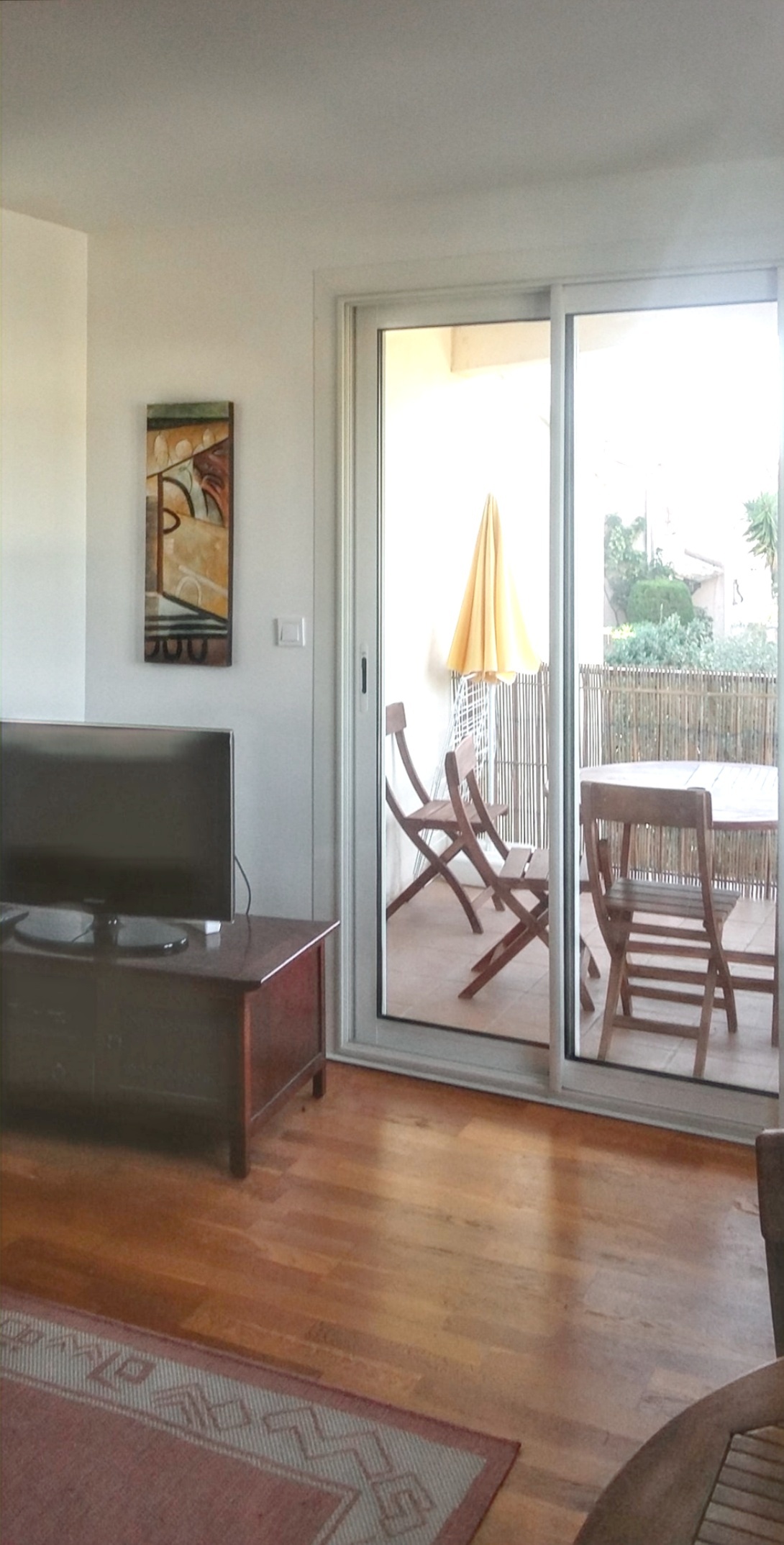 Appartement 60 m² balcon et parking à Saint-Cyr-sur-Mer - Photo 7