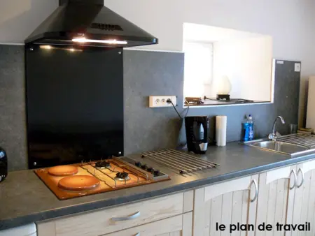 Maison de charme avec jardin clôturé à Arlempdes, 4 personnes : photo 7