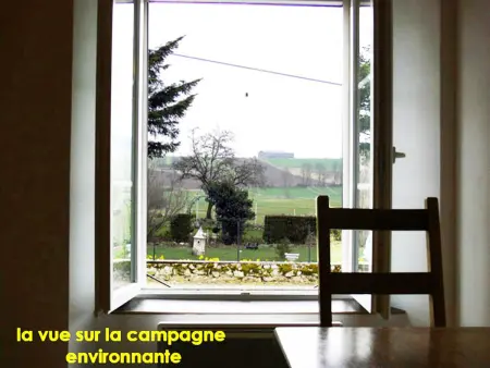 Maison de charme avec jardin clôturé à Arlempdes, 4 personnes : photo 9