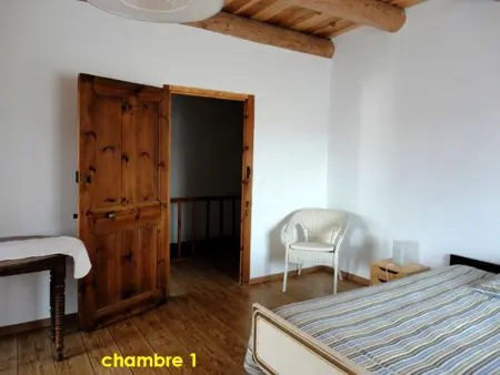 Maison de charme avec jardin clôturé à Arlempdes, 4 personnes : photo 10
